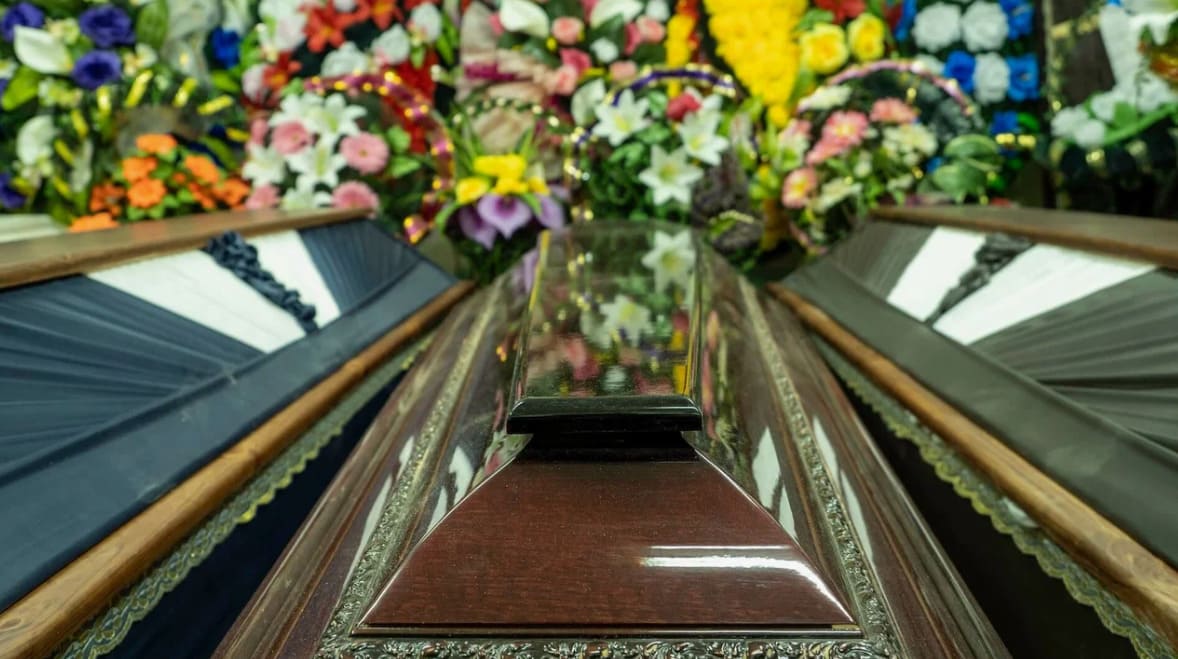 Социальный пакет похорон в Луганске