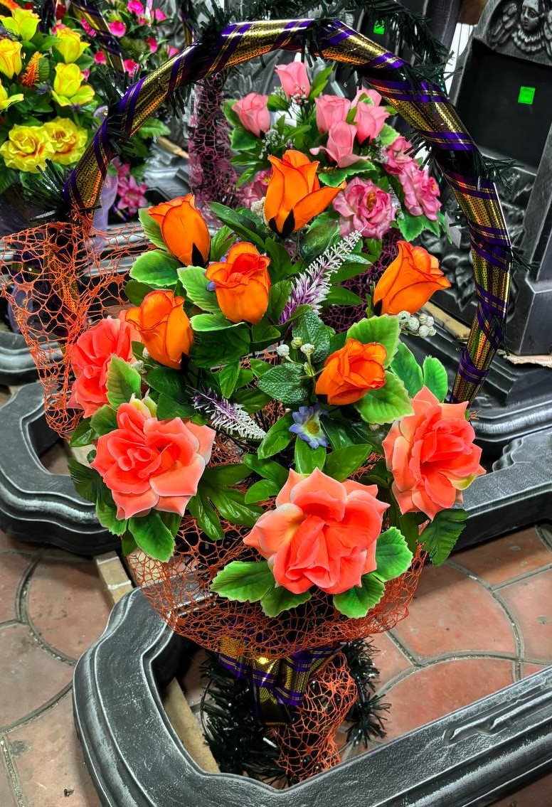 Венок Модель 63 — купить в Луганске