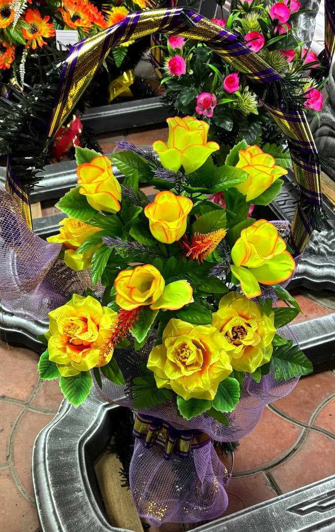 Венок Модель 65 — купить в Луганске