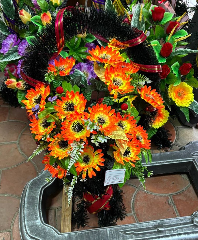 Венок Модель 67 — купить в Луганске